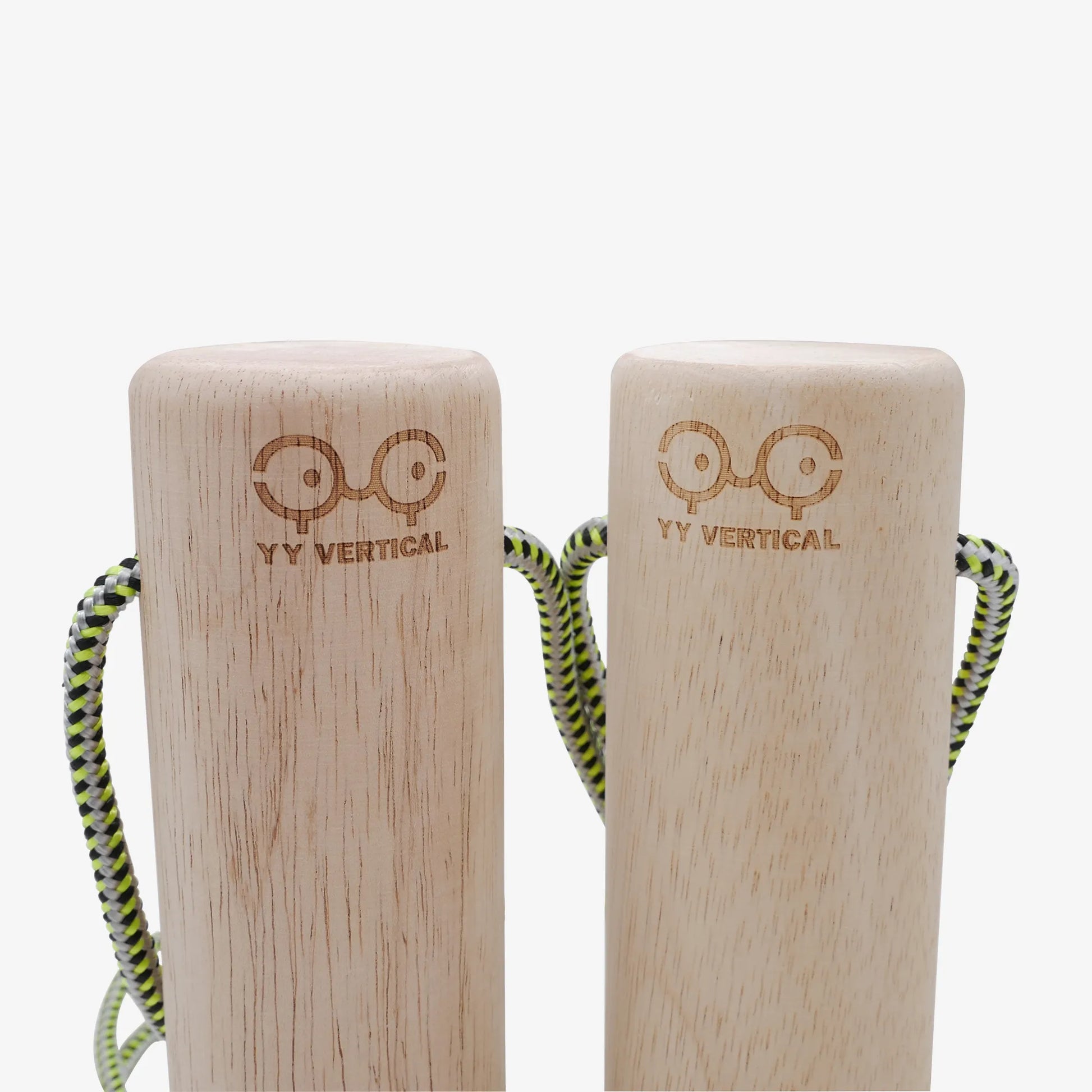 Photo packshot oftraining tool Twin Cylinders 55mm YY Vertical