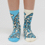 Gif der Lifestyle Rock Socks Modell Spray Wall Blue von YY Vertical , getragen von einer Frau