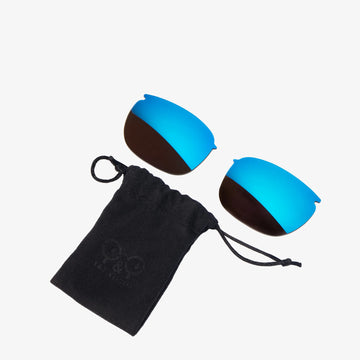 Packshot of Solar Up YY Vertical repair lenses and their pouch